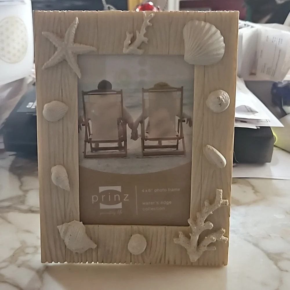 Frame - Picture 2 of 3